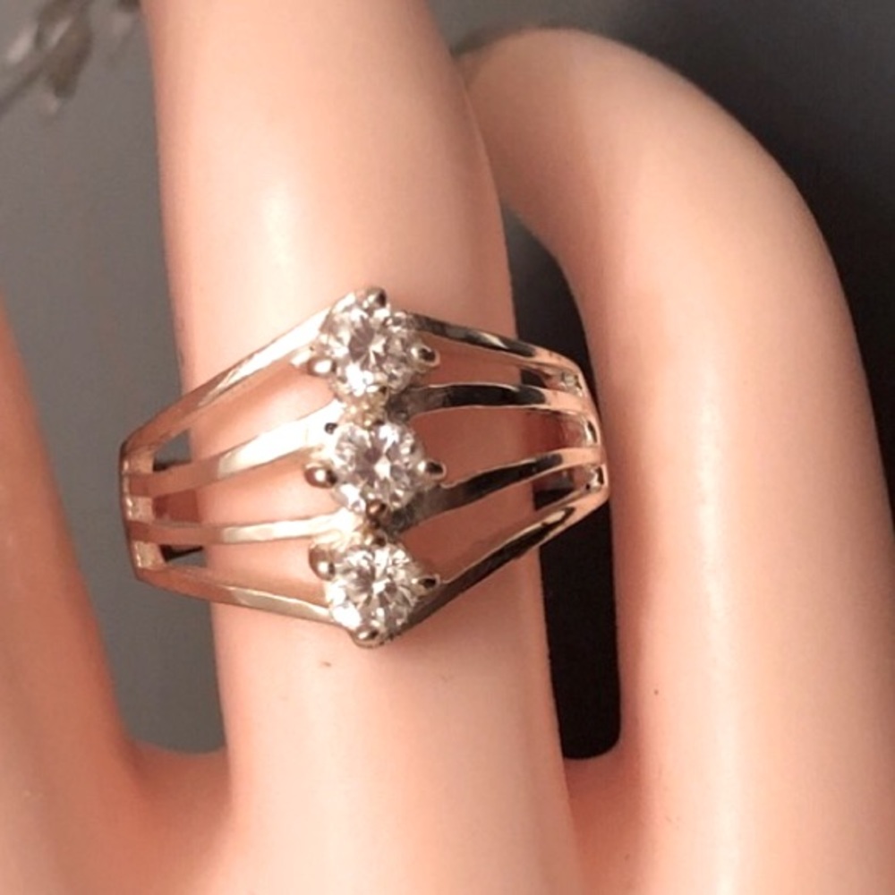 Sterling silver cubic zirconia ring NWT